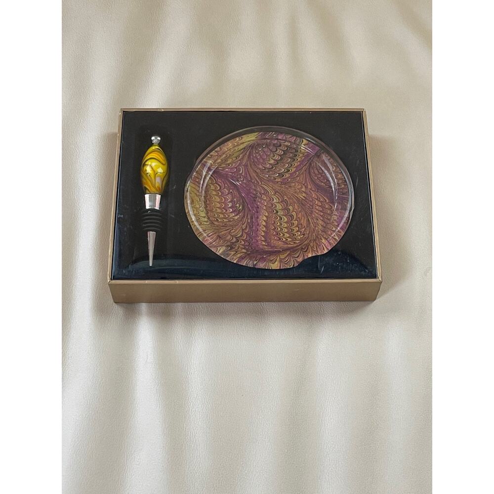 Marbleized Wine Coaster & Bottle Stopper Two's Company Set  4.5"